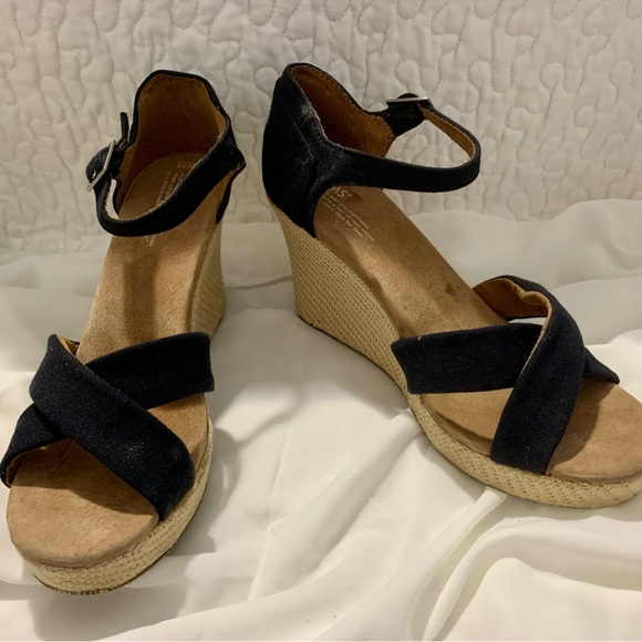 Toms Shoes - NWOT TOMS Black and Tan Wedge Sandals with Ankle Strap